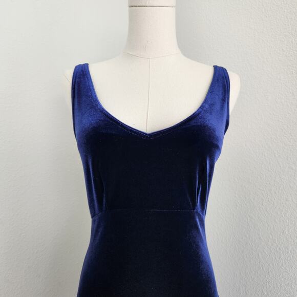 Victoria’s Secret Blue Velvet Empire Waist Skater Dress Flare Skirt XS - Picture 2 of 9